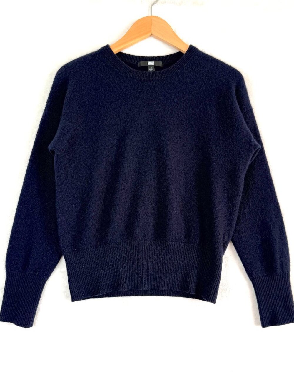 UNIQLO Cashmere Classic Preppy Office Crewneck Sweater Womens S Navy Blue